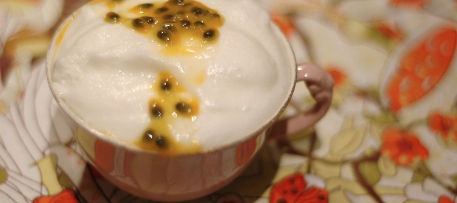 100221 Mousse blanche aux fruits de la passion (Copier)